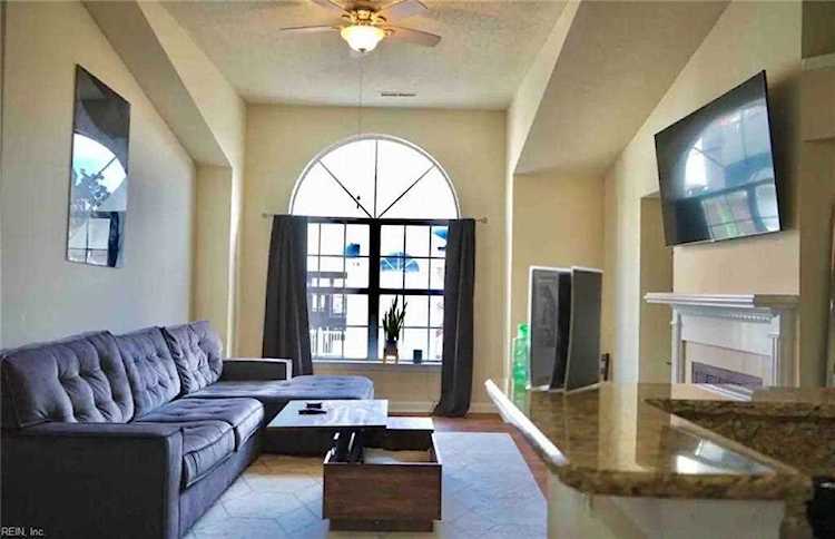 418 Delaware Ave #306 Norfolk, VA 23508