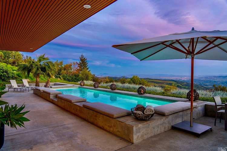 2947 Cavedale Road Glen Ellen, CA 95442