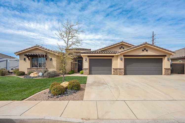 1077 E 3685 S Washington, UT 84780 home for sale, MLS#23-240699 - Erika Rogers Photo 1