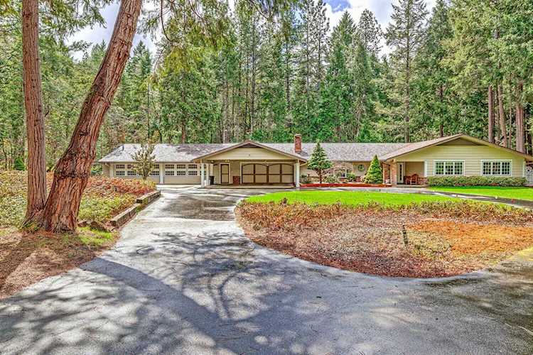 5290 Hugo Rd Grants Pass Josephine OR 97526 Photo 1
