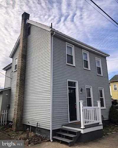 518 Main St Alexandria, PA 16611 | home for sale | KBB Photo 1