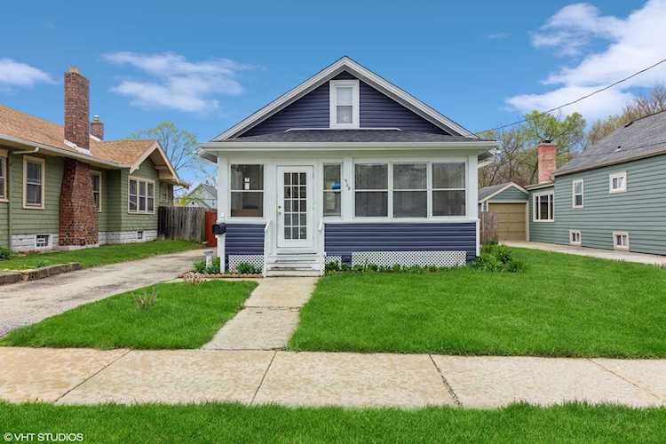908 Talma St Aurora, IL 60505