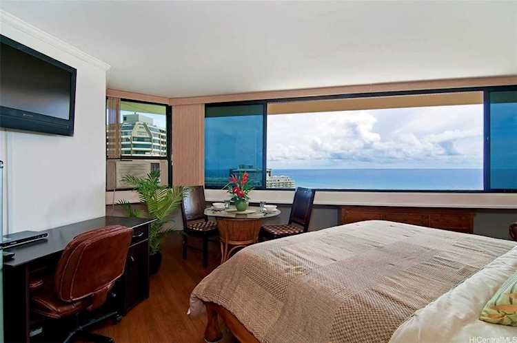 1700 Ala Moana Boulevard #3704 Honolulu, HI 96815