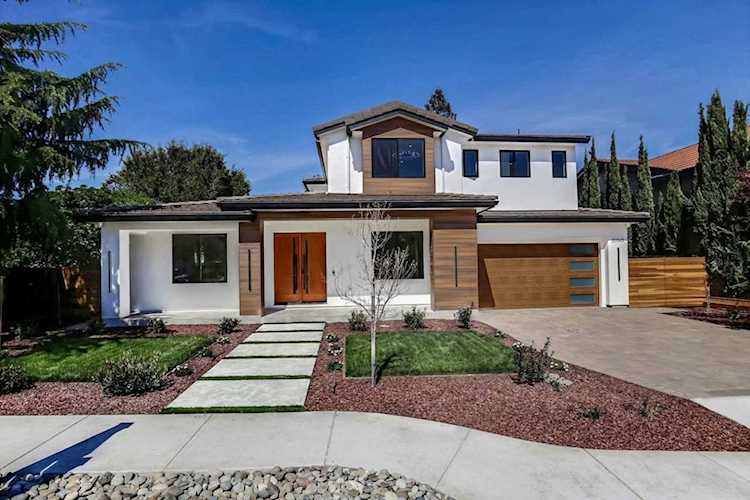20565 Kirwin Ln CUPERTINO, CA 95014