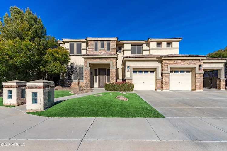 268 W Kingbird Drive Chandler, AZ 85286