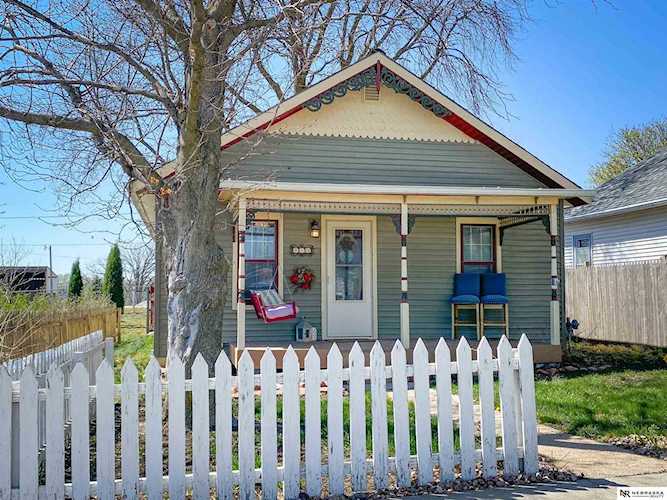 833 S 4th St Eagle, NE 68347
