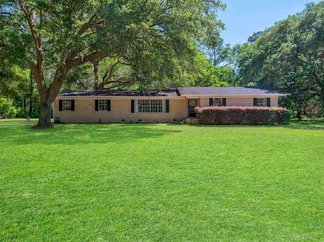 1791 Old Briar Trl Tallahassee, FL 32305