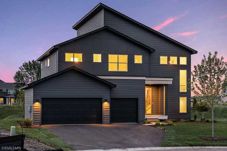 5028 Airlake Draw Woodbury, MN 55125
