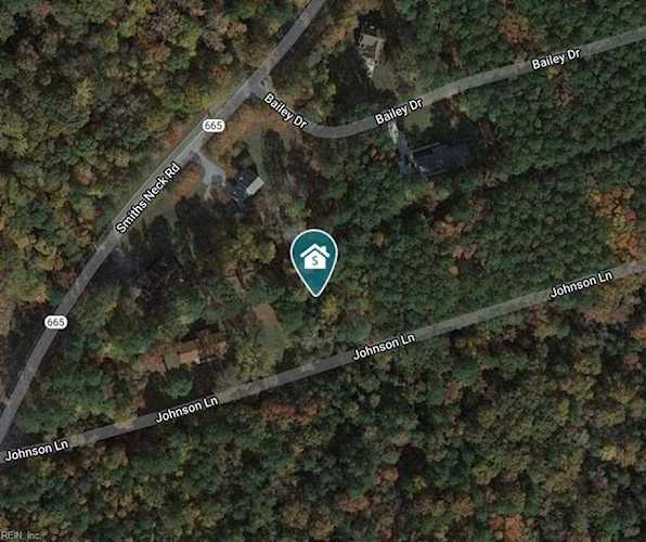 .30 Johnson Ln Carrollton, VA 23314