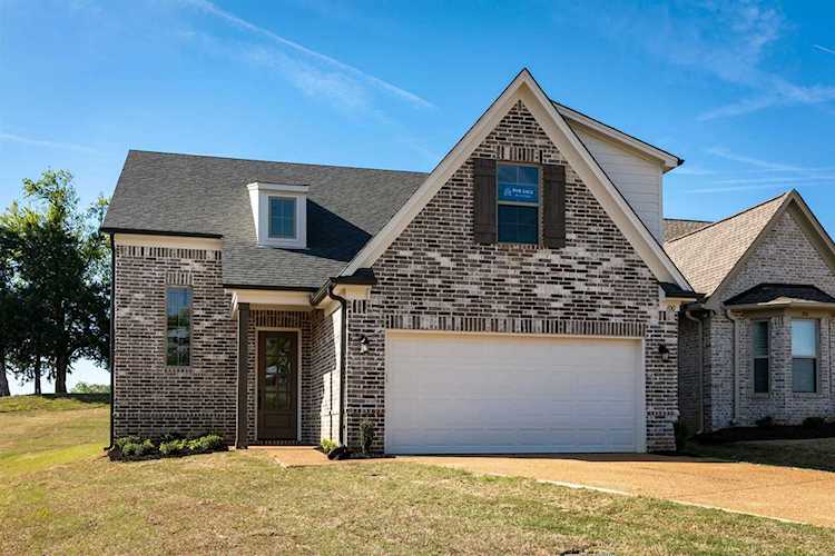 100 Doral Loop Oakland, TN 38060 | MLS 10135476 Photo 1