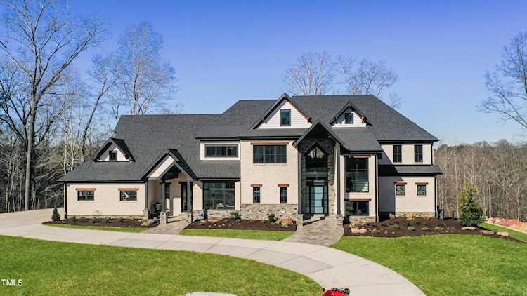 412 Canyon Crest Court Raleigh, NC 27614
