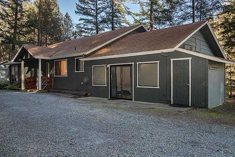 11745 Galice Rd Merlin, OR 97532