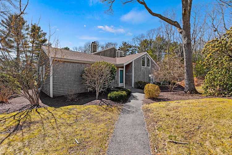 138 Strawberry Meadow East Falmouth, MA 02536