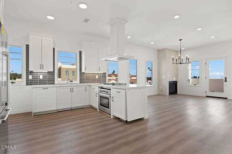 2176 E Main St #120 Ventura, CA 93001