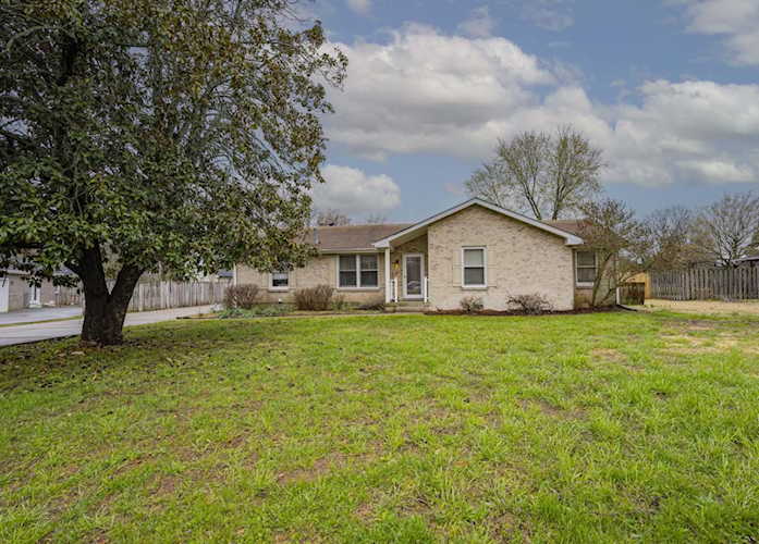 101 Hankins Dr Smyrna, TN 37167