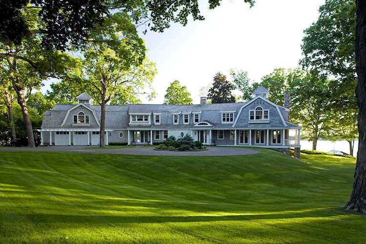 1655 Bohns Point Road Orono, MN 55391
