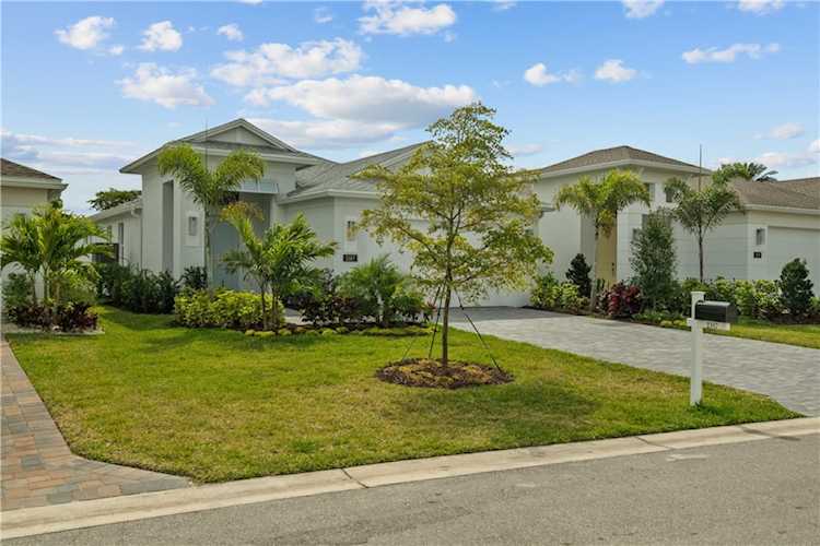 2187 Falls Manor Vero Beach, FL 32967