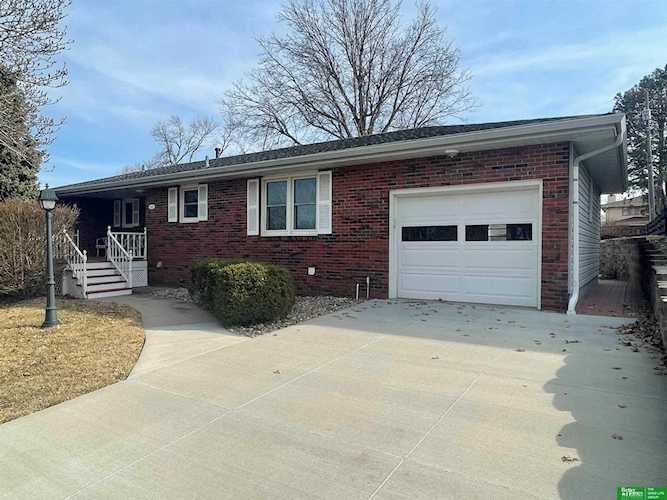 4617 Borman St Bellevue, NE 68157 | MLS 22304993 Photo 1