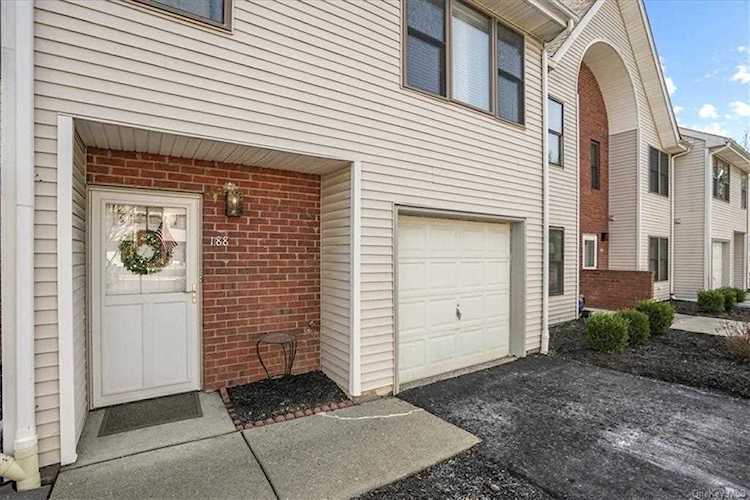 188 Deer Ct Drive Middletown, NY 10940