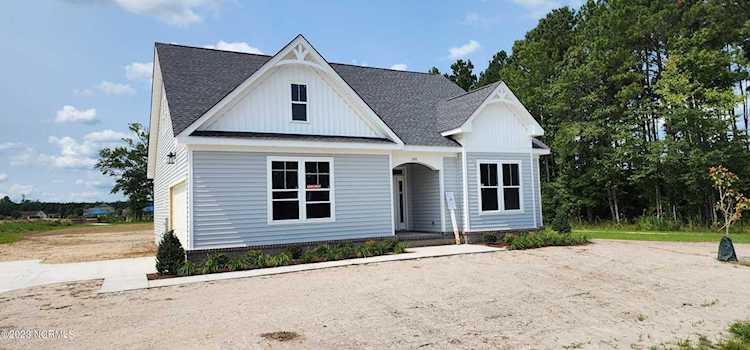 200 Little Acorn Trail Moyock, NC 27958