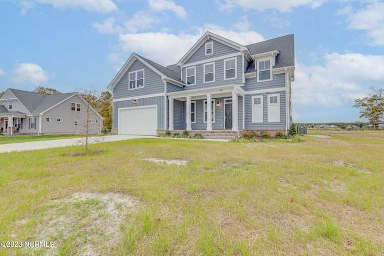 202 Little Acorn Trail Moyock, NC 27958