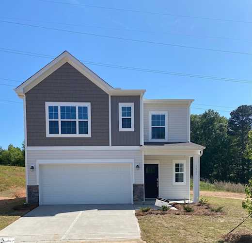 1523 Matlock Boiling Springs, SC 29316