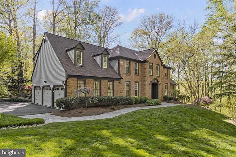 11673 Captain Rhett Ln Fairfax Station, VA 22039 | MLS VAFX2120866 Photo 1