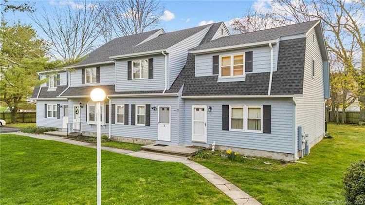 161 Cosey Beach Rd #4 East Haven, CT 06512 | MLS 170565141 Photo 1
