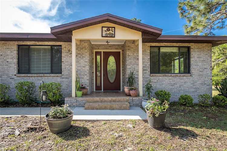 8217 SW 92nd Lane Gainesville, FL 32608