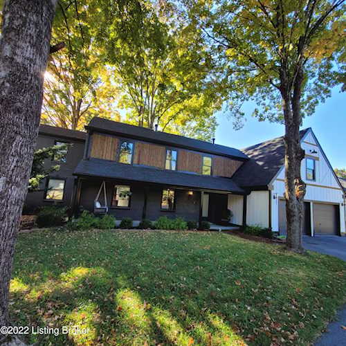 815 Greenwillow Way Louisville, KY 40223
