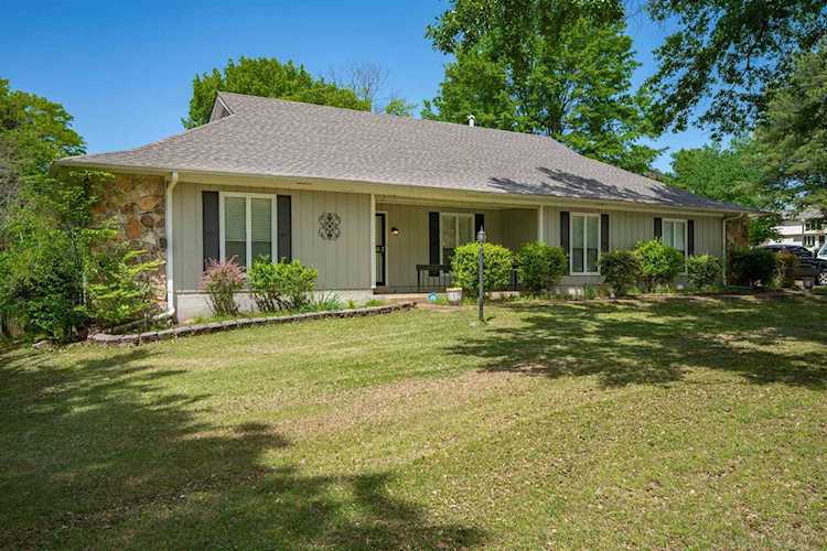 2335 Barwyn Pl Memphis, TN 38016 | MLS 10146663 Photo 1
