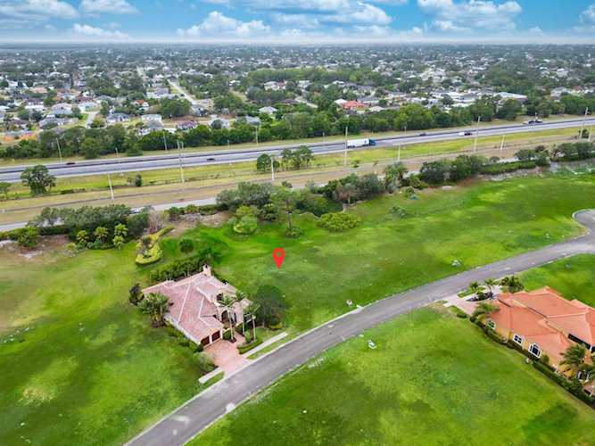 114 SE Via Verona Port Saint Lucie, FL 34984