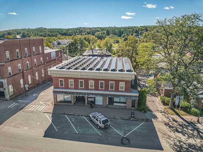 2-4 N Main St Newport, NH 03773