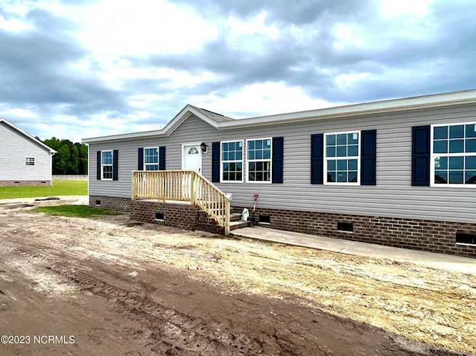 203 Magnolia Drive Stella, NC 28582