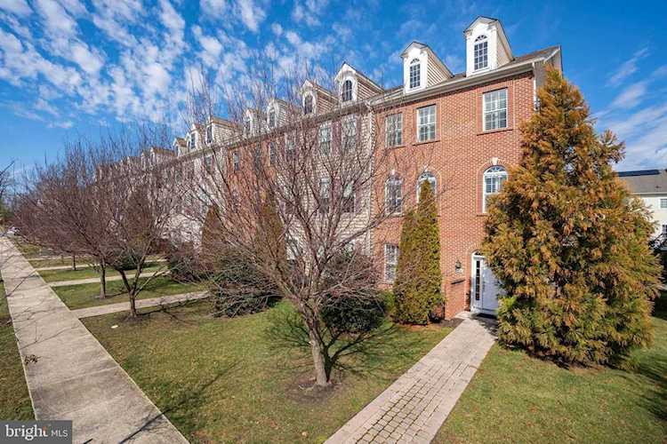 PHOTOS & DETAILS: 910 Shepard Ave, Bear, DE 19701 For Sale - MLS #DENC2038804 - Photos, Virtual Tour, School Info - Real Estate Listing Info Photo 1