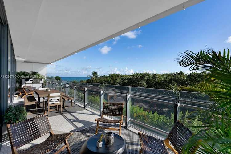 8701 Collins Ave #404 Miami Beach, FL 33154