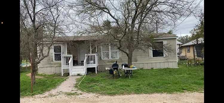 209 Stewart ST Bertram, TX 78605