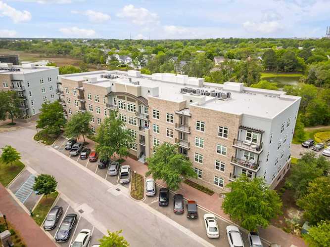 125 Pier View St Daniel Island, SC 29492