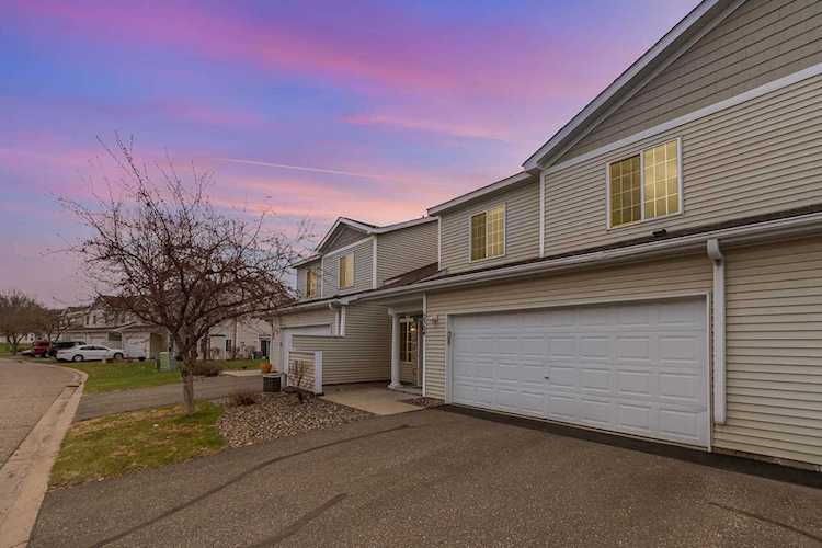2304 Rosemary Curve Hudson Twp, WI 54016 | MLS 6329726 Photo 1