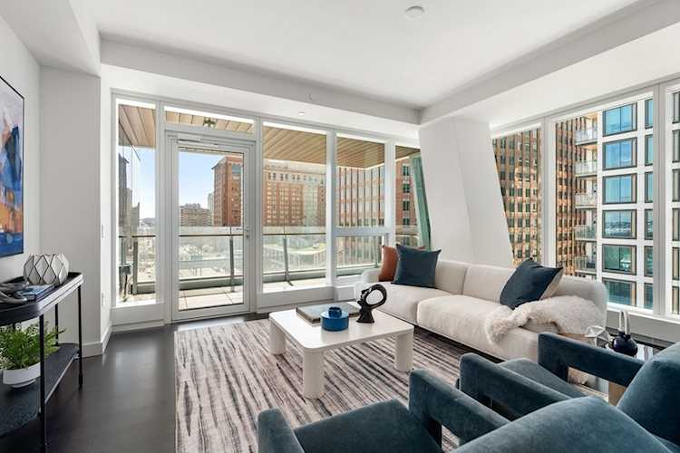 150 Seaport Blvd #8G Boston, MA 02210