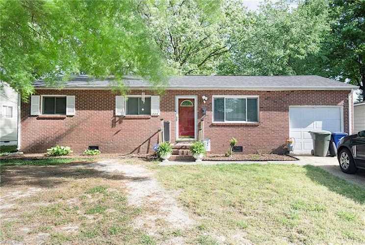128 Ruston Dr Newport News, VA 23602 | MLS 10483817 Photo 1