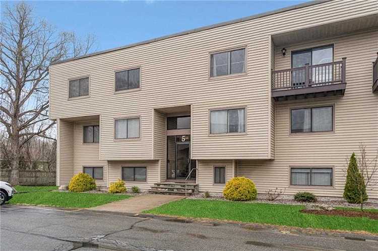 196 Old River Rd #5F South Lincoln, RI 02865 | MLS 1334036 Photo 1