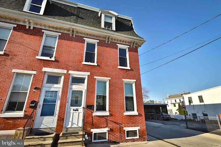 114 Holstein St Bridgeport, PA 19405