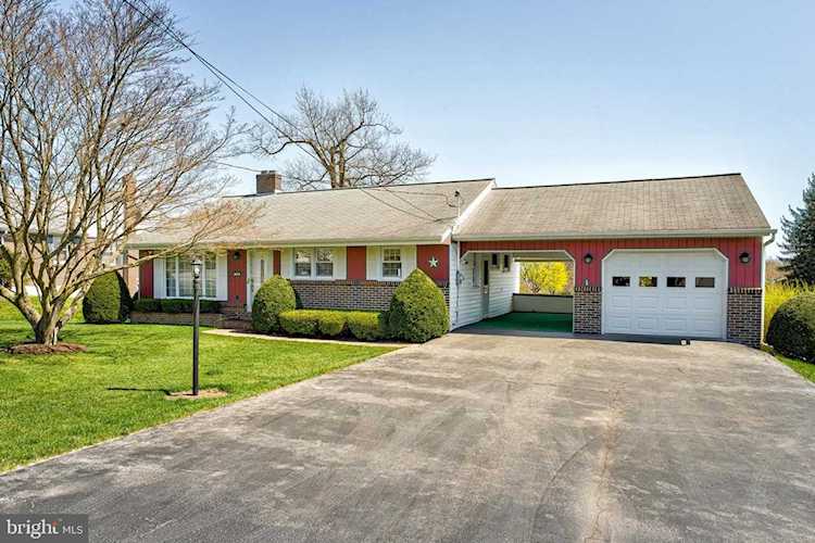 108 E Ridge St Centre Hall, PA 16828 | home for sale | KBB Photo 1