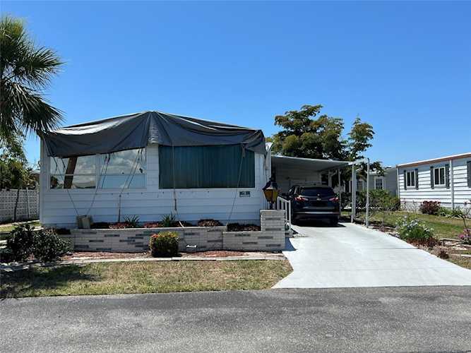 3 N De Las Palmas St Englewood, FL 34223
