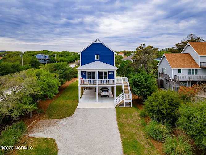 10522 Island Circle Emerald Isle, NC 28594