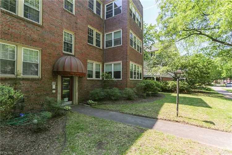 home for sale in West Ghent Norfolk VA 23507 - MLS 10483726 Photo 1