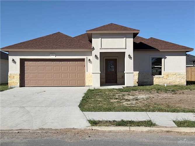 305 Dyanez Street Mercedes, TX 78570