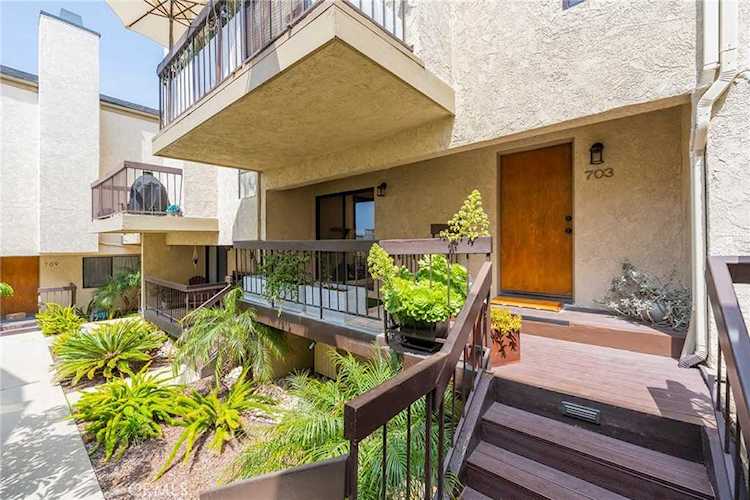703 4th St #B Hermosa Beach, CA 90254