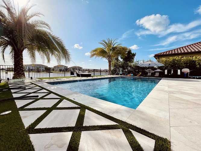 8625 E Baypoint Circle Parkland, FL 33076